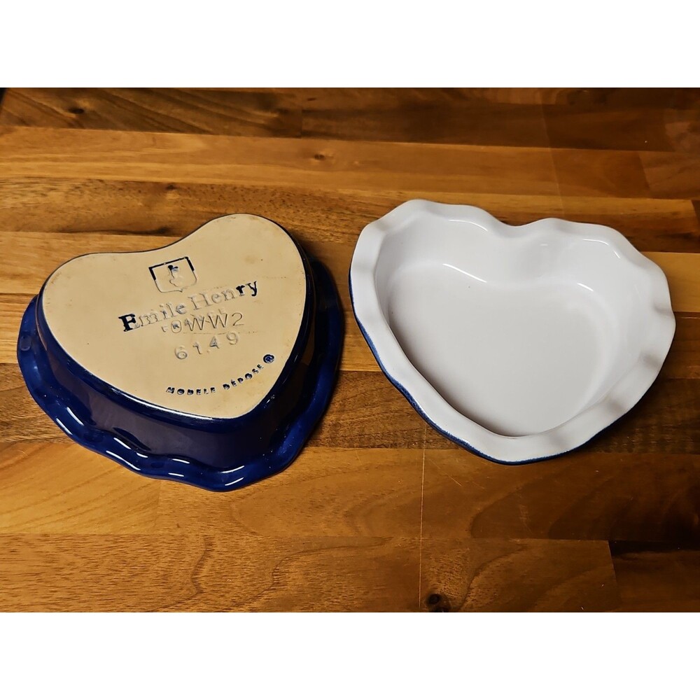 Set Of 2 Emile Henry Fluted Edge Heart Shaped Blue & White Baking Dishes #6149